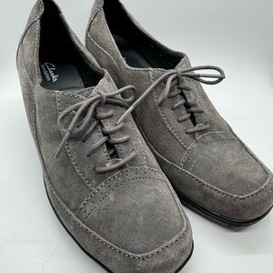 CLARKS Bendables Women's Grey Suede Lace Up Oxford Heels Pumps Size 9M